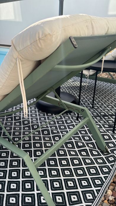 2x Espreguiçadeiras de piscina / jardim