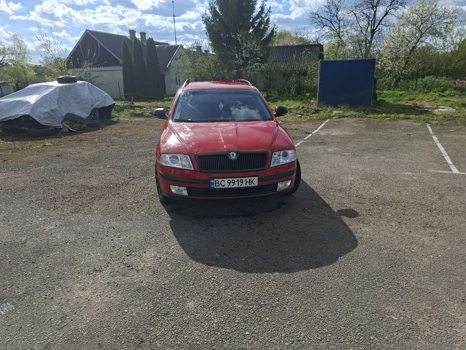 Продам шкода октавія а5 1.6 2012рік