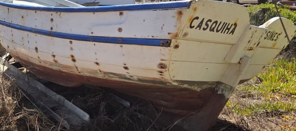 Barco de madeira 3,5m clássico