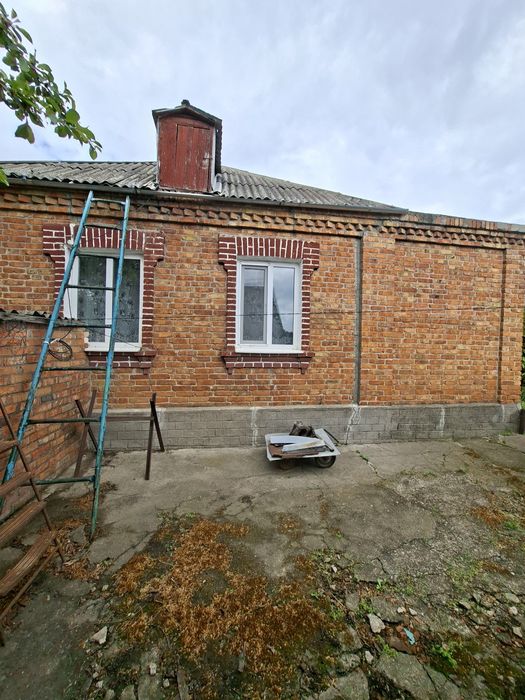 Продам гарний недорогий будинок район ПМК