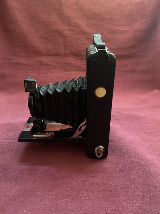 Rara camera Synchro Ensign