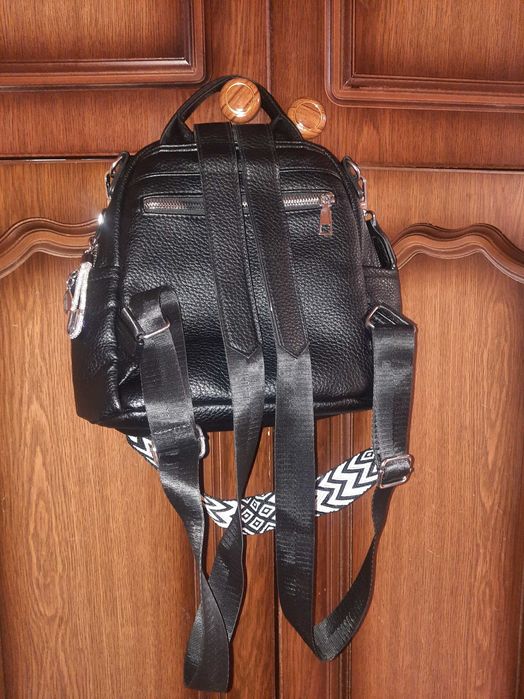 Новий жіночий рюкзак