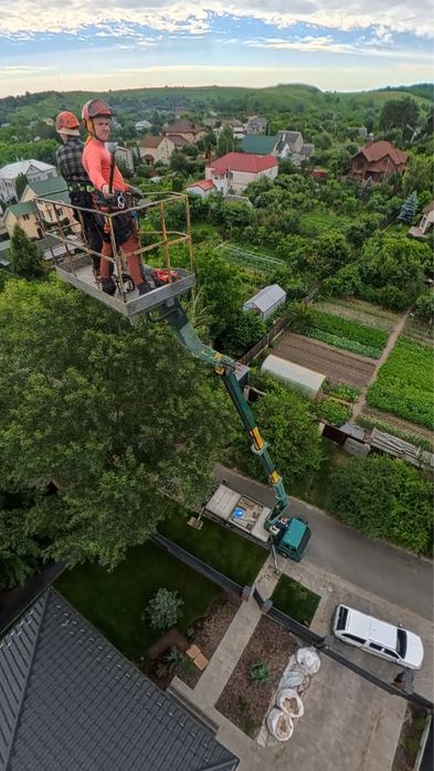Оренда автовишки 26м