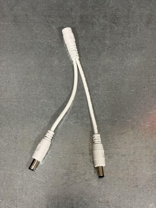 Розгалужувач splitter спліттер живлення DC 5.5 - 2.1 з одного на два