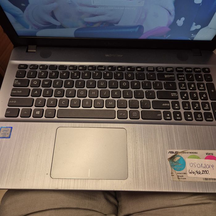 Laptop asus X541u uszkodzona klawiatura