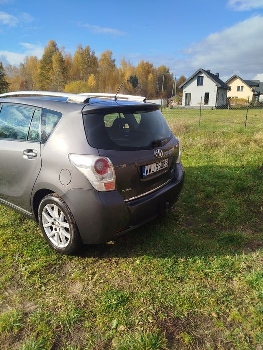 Sprzedam Toyotę Verso