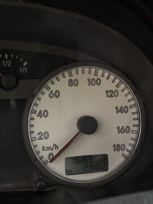 Volkswagen Pointer 2005
