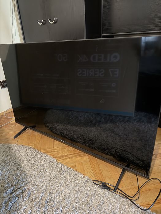 Hisense 50” QLED 4K E7 — на запчастини / під ремонт