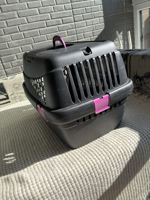 Переноска для собак до 12 кг