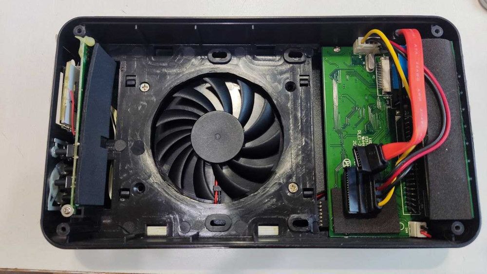 HD медіаплеєр AgeStar для 3.5" HDD