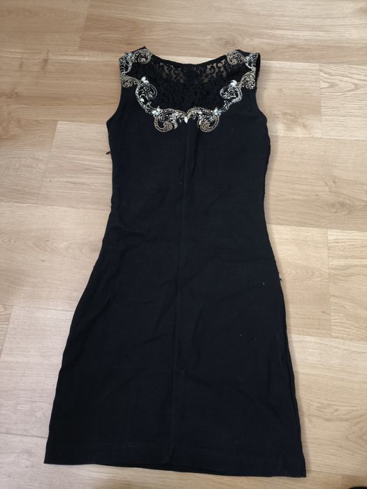 Sukienka mała czarna XXS