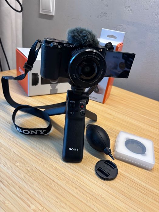 Aparat/Kamera Sony ZV-E10 + 16-50mm | Kompletny Zestaw Vlogera (Grip Sony, Karta 4K, Filtr ND)