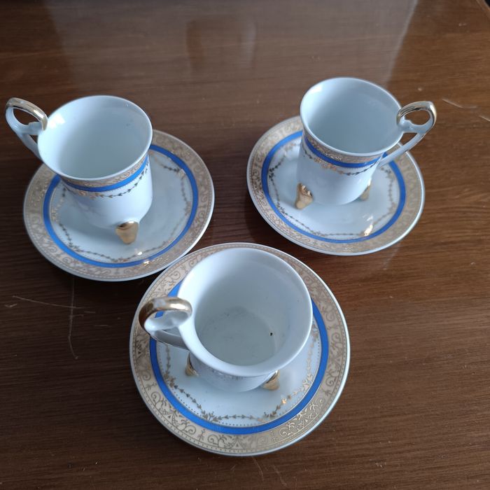 Conjunto de 3 xicaras e pires Venezia Gold Collection
Conjunto