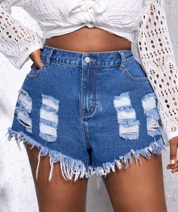 Nowe Spodenki krótkie 40