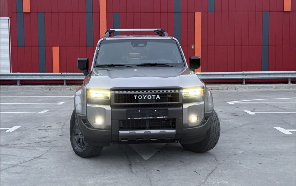 Toyota Land Cruiser Prado 2024