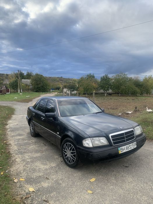 Цена на пару днейпродам Мерседес w202 на автомате