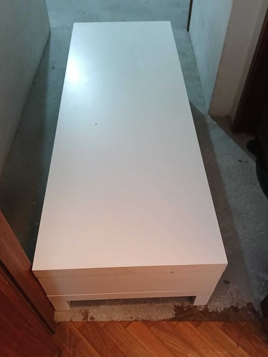 Mesa de centro branca