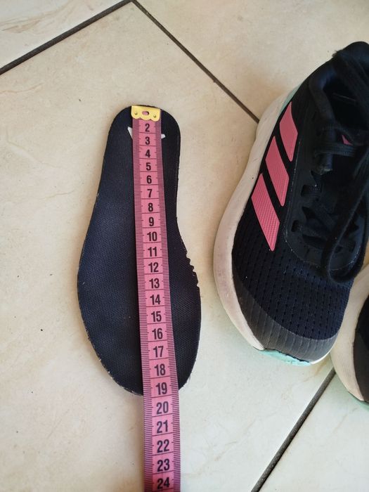 Кросівки Adidas оригінал розмір 29/30