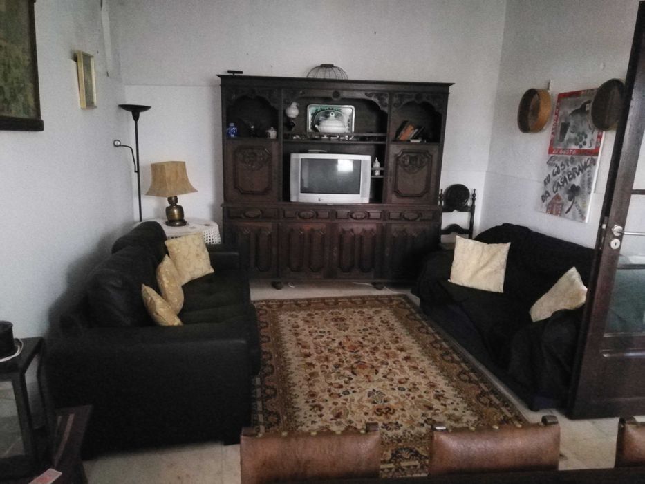 Casa ampla no Alentejo. Sala jogos, piscina e jardim