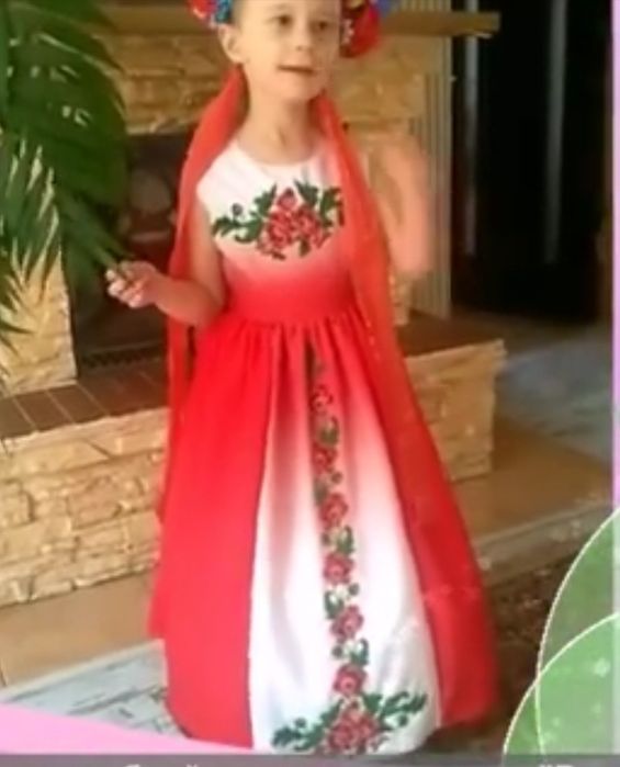 Сукня вишиванка, в українському стилі, бісером