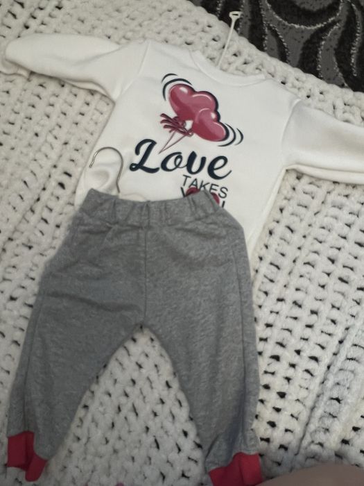 Новий дитячий костюи