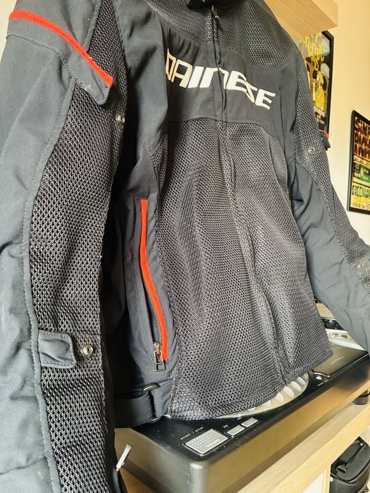 Casaco Dainese como novo