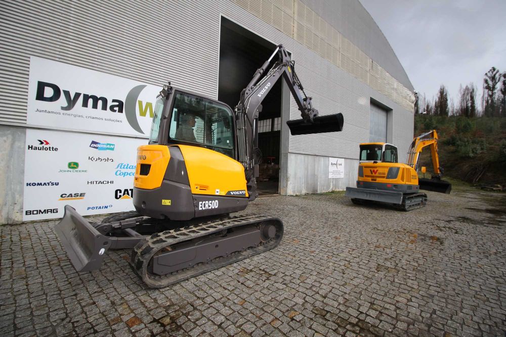 Minigiratória de  Rastos VOLVO ECR 50 como nova