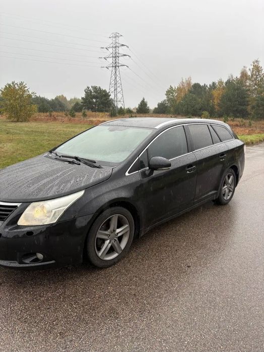 Toyota Avensis t27 2009 rok 2.0 d4d. 6 передач.  Тільки для діючих військових ЗСУ