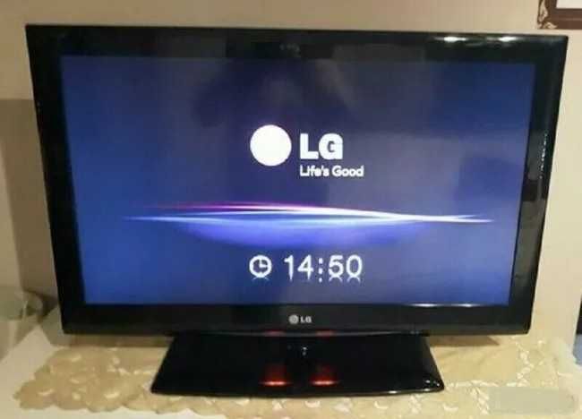 pilot+ TV LG 32 cali-GRATIS-do małych pomieszczeń-możliwy dowóz- 15km