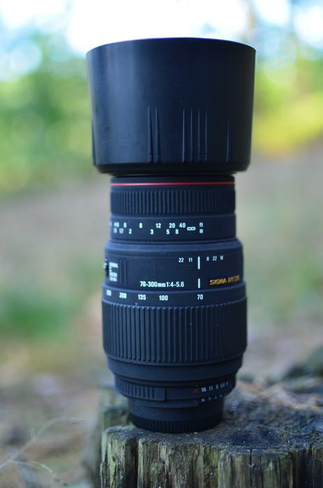 Obiektyw SIGMA 70-300mm f4-5.6 + Makro Nikon F