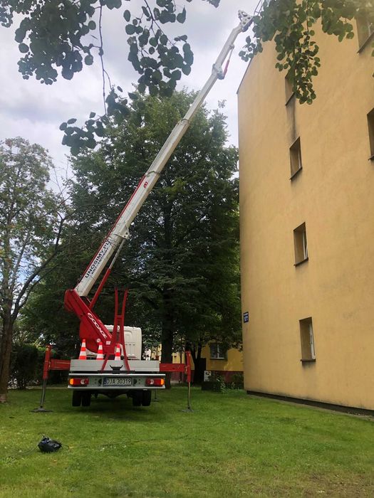 Usługi podnośnikami koszowymi 16m-35m - woj. mazowieckie