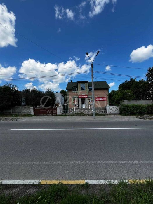 Продаж будинку під комерцію Обухів