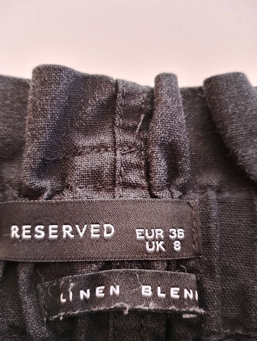 Czarne spodenki S Reserved
