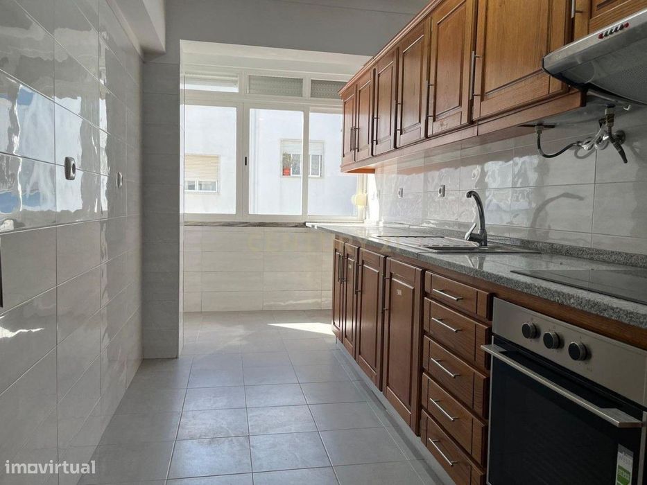 Apartamento T2 no centro de Odivelas