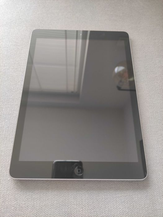 iPad Air (A1474)
