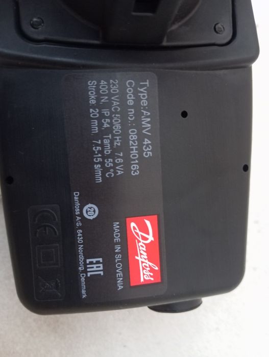 Siłownik Danfoss model AMV 435 3-punktowy