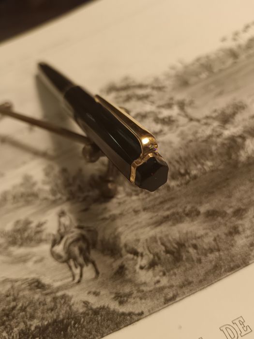 Caneta Montblanc Monte Rosa Hexagonal