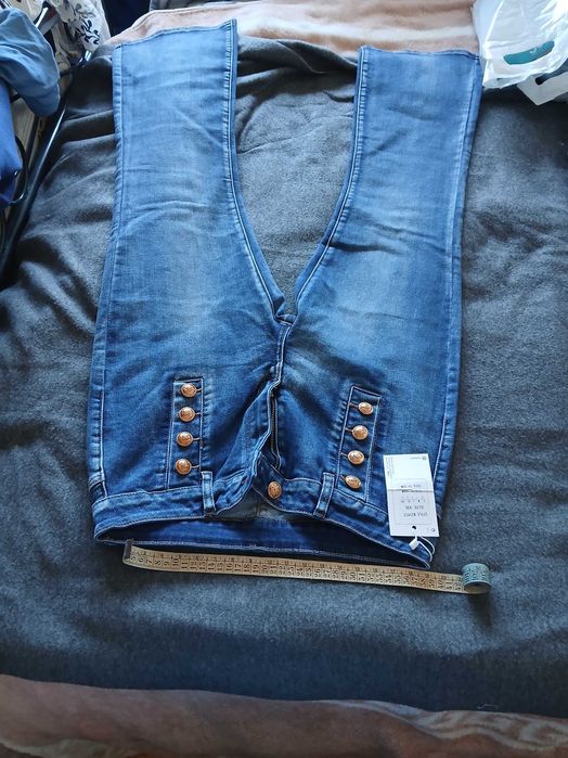 Diversas roupas 5€ e 10€