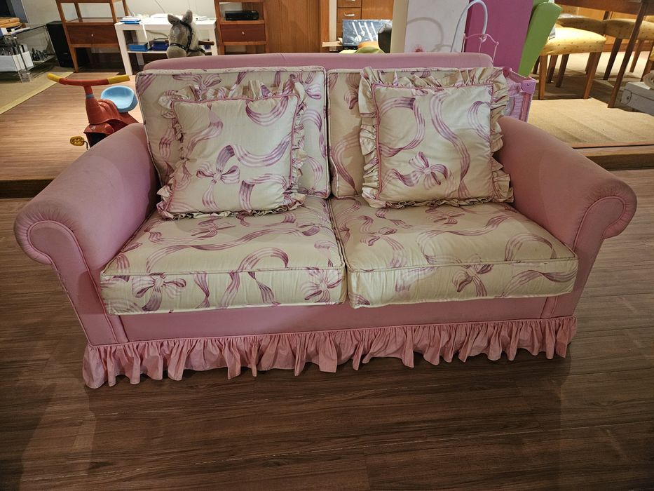 Sofá quarto menina