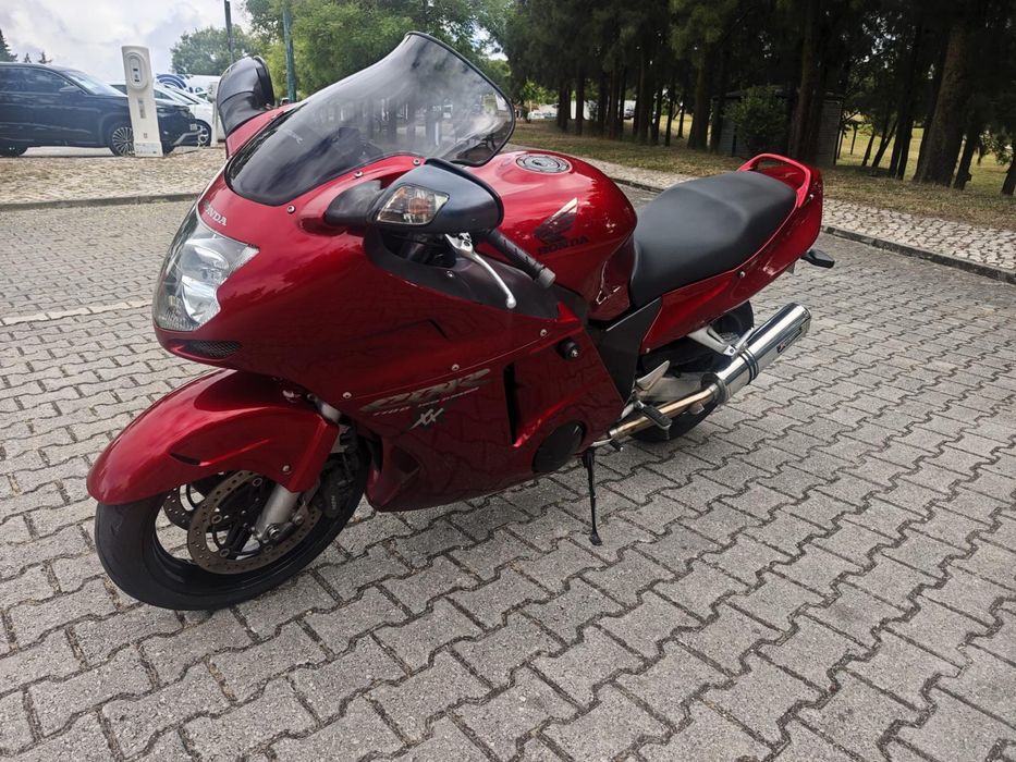 Honda CBR 1100 XX super black bird