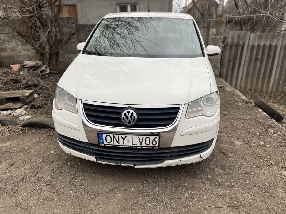 Продам автомобиль Фольксваген Туран