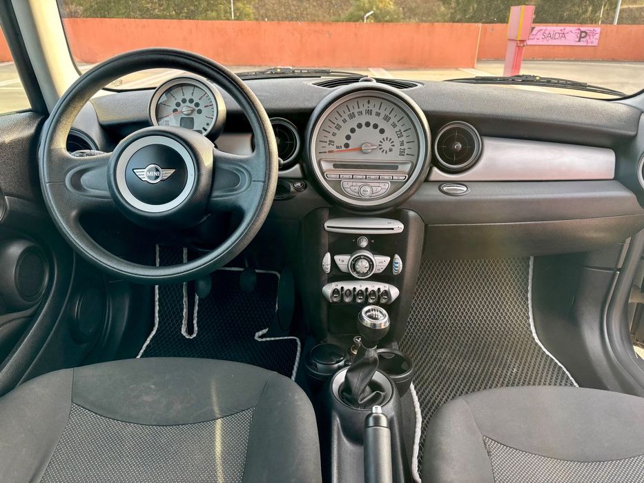 MINI Coupé