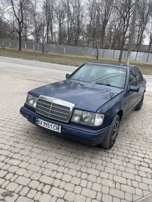 Mercedes W124 E300