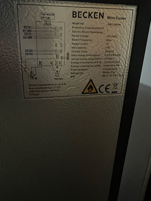 Cave de Vinhos Becken – Dupla Zona | ~46 Garrafas | Excelente Estado