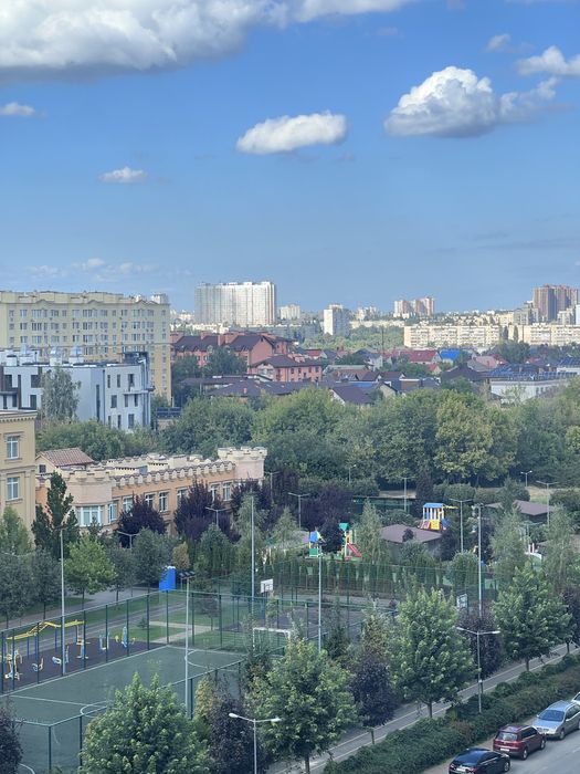 ЖК СОФІЯ вул.Боголюбова 42  ЗАСЕЛЕНИЙ будинок 2-кім 66м2