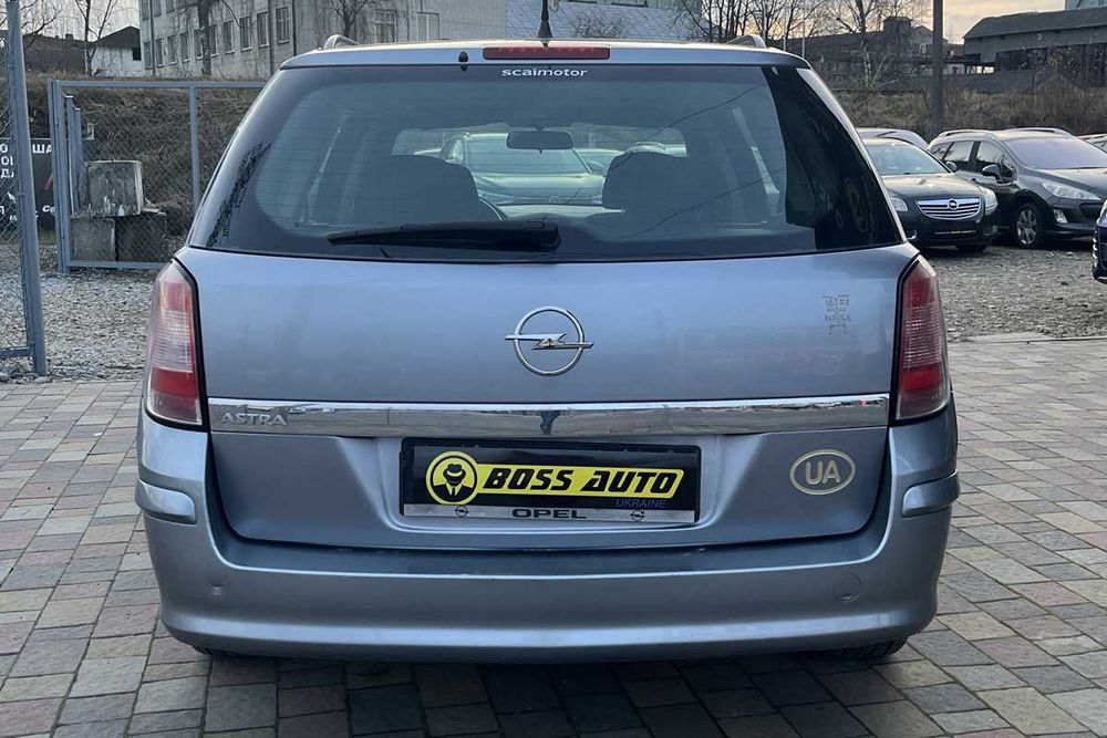 Opel Astra  2008