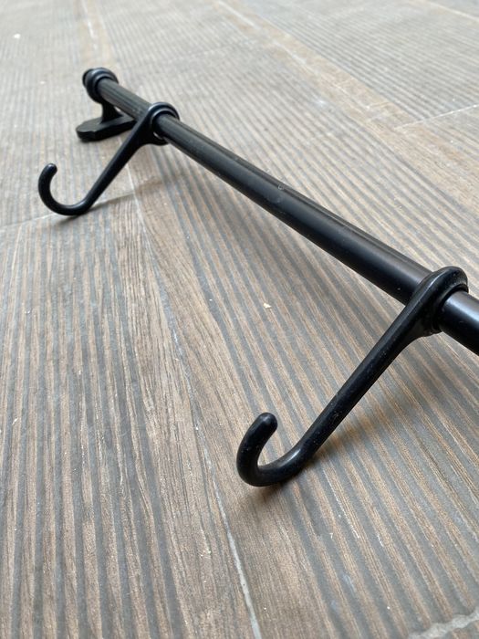 Várias Calhas para parede