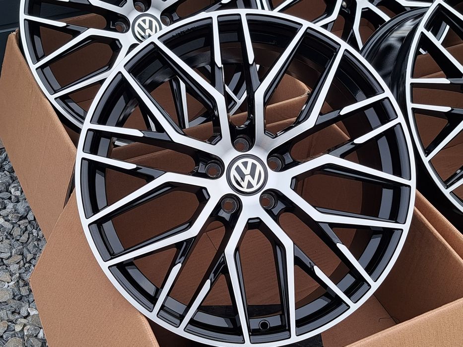 ALUFELGI NOWE VW 20 5x112 Passat Scirocco Arteon Tiguan ET30 CNC RS4