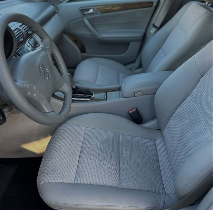 Mercedes C 220 CDI Station  Cx Automática 2007