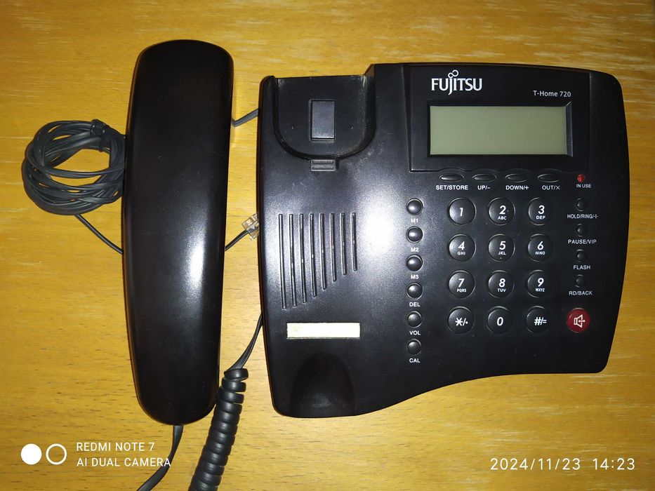## Telefone fixo Fujitsu t home 720 (com fios) ##64551748543106120